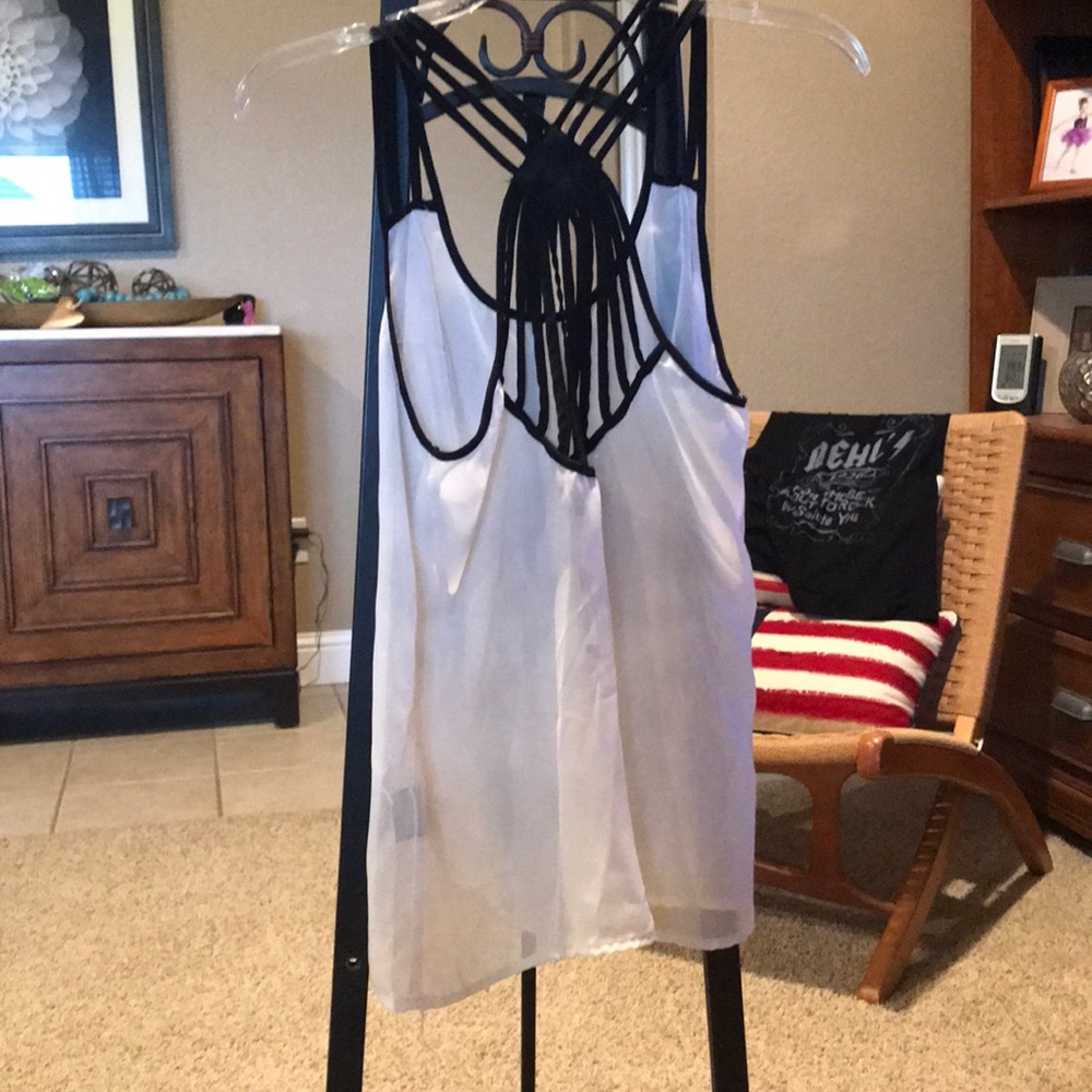 Tank top - Picture 2 of 4